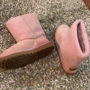 Pink Uggs